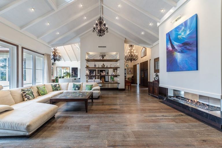 Photo of property in 52c Warman Road, Okura, Albany, 0792