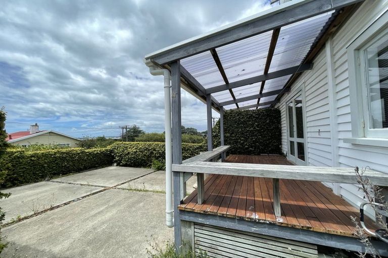Photo of property in 20 Ngataringa Road, Devonport, Auckland, 0624