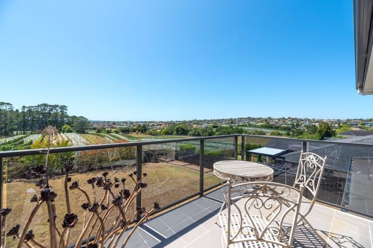 Photo of property in 63 Lake Panorama Drive, Henderson, Auckland, 0612