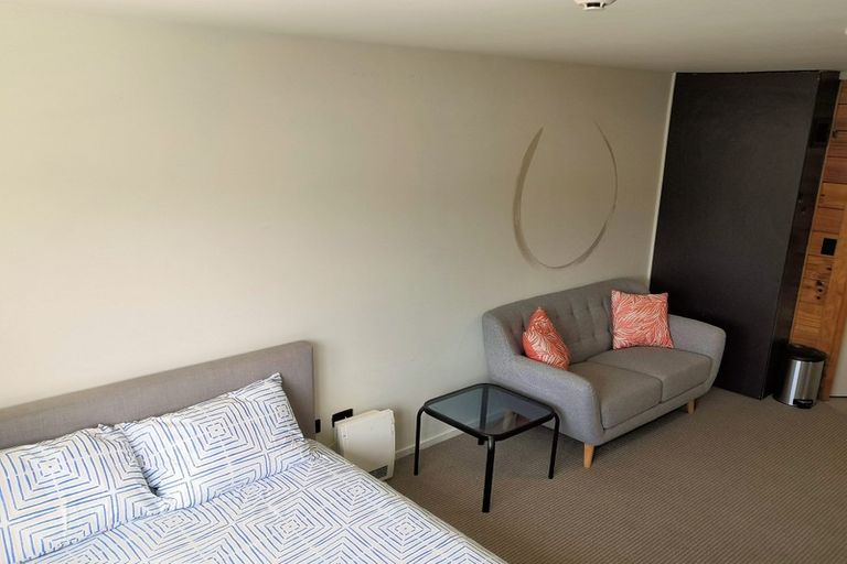 Photo of property in Martin Square Apartments, 511/20 Martin Square, Te Aro, Wellington, 6011