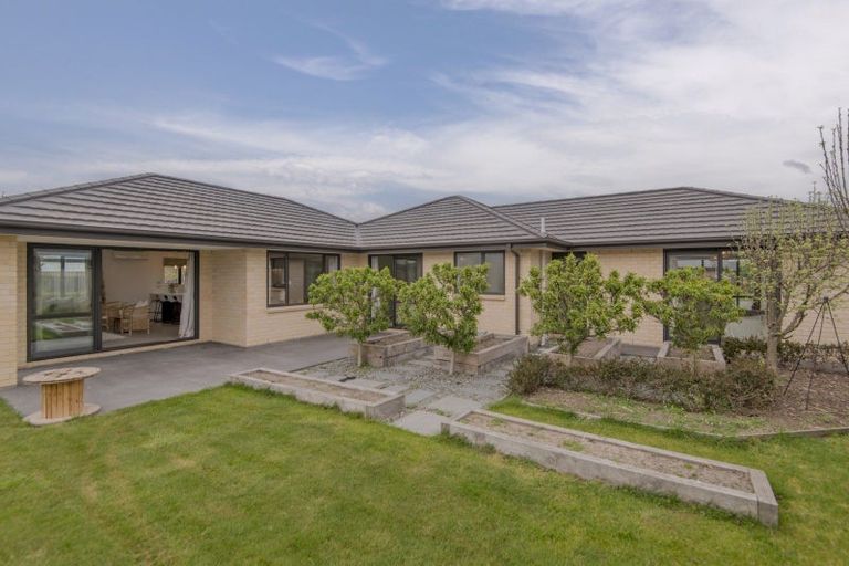 Photo of property in 8 Barton Fields Drive, Lincoln, 7608