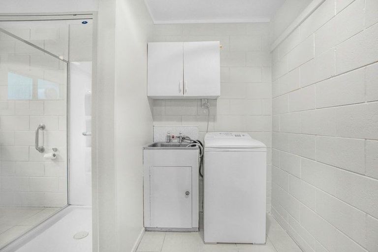 Photo of property in 4/195 Waterloo Road, Hutt Central, Lower Hutt, 5010