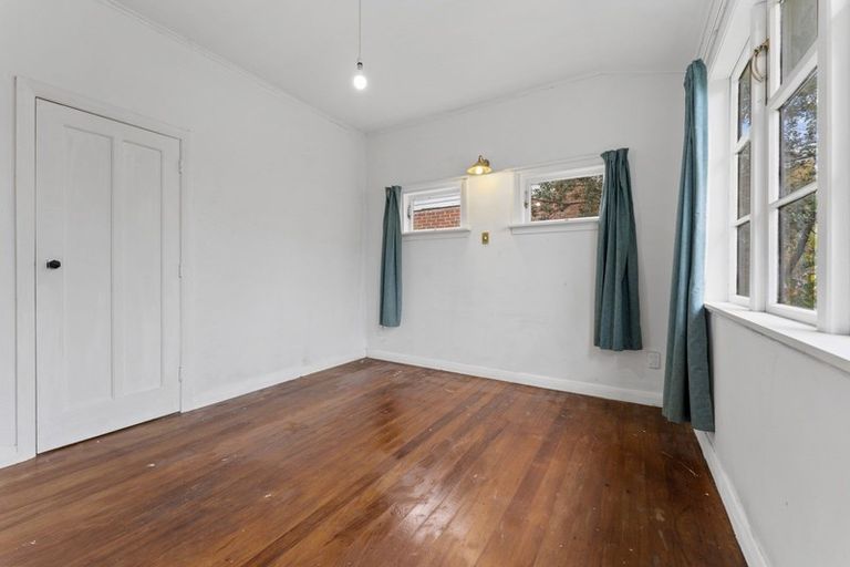 Photo of property in 4 Nathan Place, West End, Palmerston North, 4412