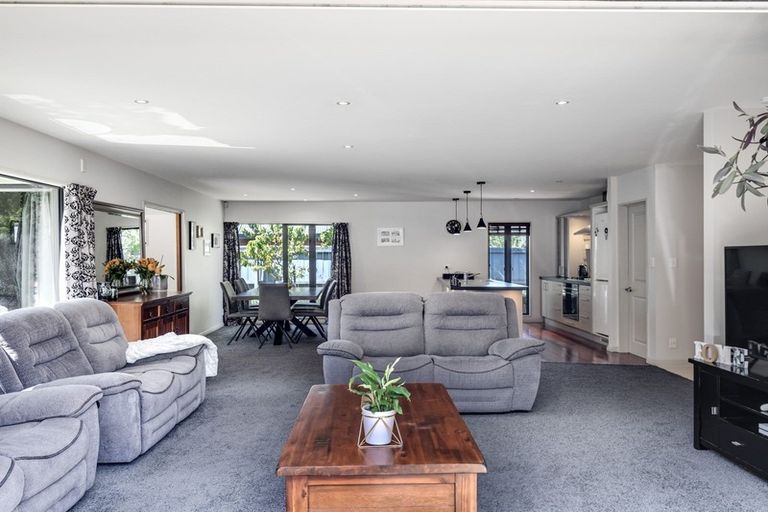 Photo of property in 17 Marsack Crescent, Halswell, Christchurch, 8025