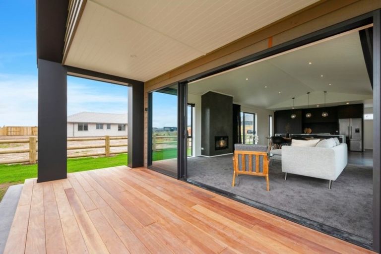 Photo of property in 11 Kara Place, Wharewaka, Taupo, 3330