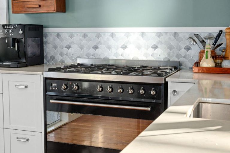 Photo of property in 14 Bains Avenue, Hamilton East, Hamilton, 3216