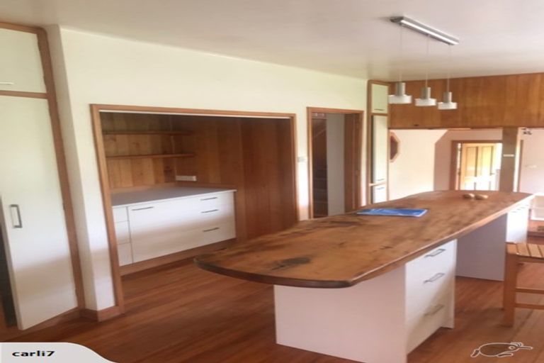 Photo of property in 4400 Christchurch Akaroa Road, Little River, 7591