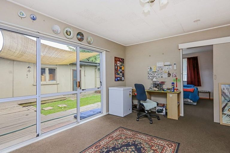 Photo of property in 222 Mayfair Avenue, Mayfair, Hastings, 4122