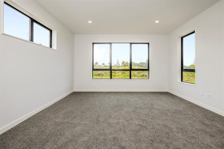 Photo of property in 2 Whawhaki Road, Beachlands, Auckland, 2018