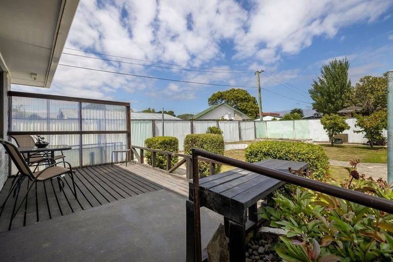 Photo of property in 146 Shortland Street, Aranui, Christchurch, 8061