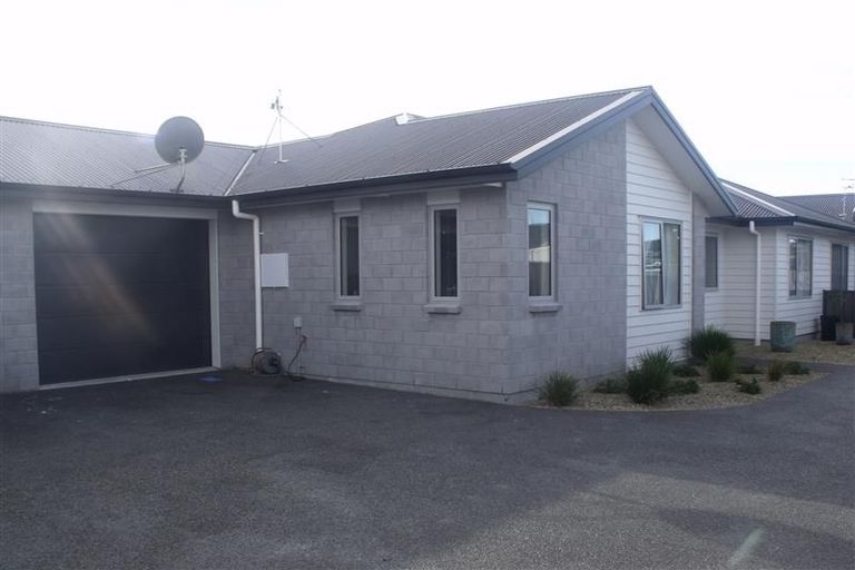 Photo of property in 505b Saint Aubyn Street East, Hastings, 4122