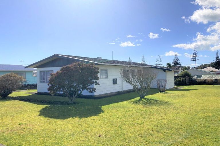 Photo of property in 84 Grey Street, Waitara, 4320