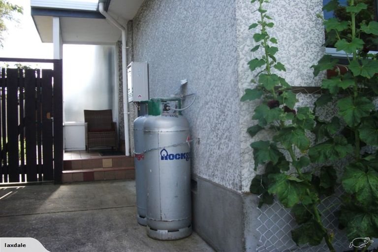 Photo of property in 211 Conyers Street, Strathern, Invercargill, 9812