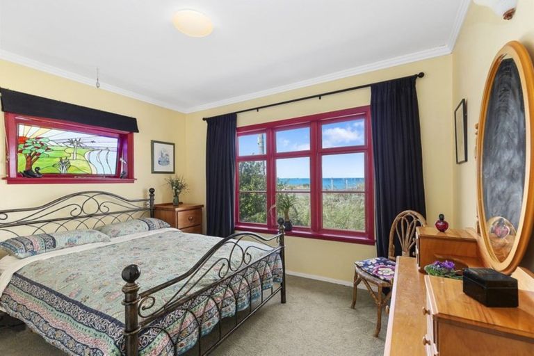 Photo of property in 1/48 Lyall Parade, Lyall Bay, Wellington, 6022