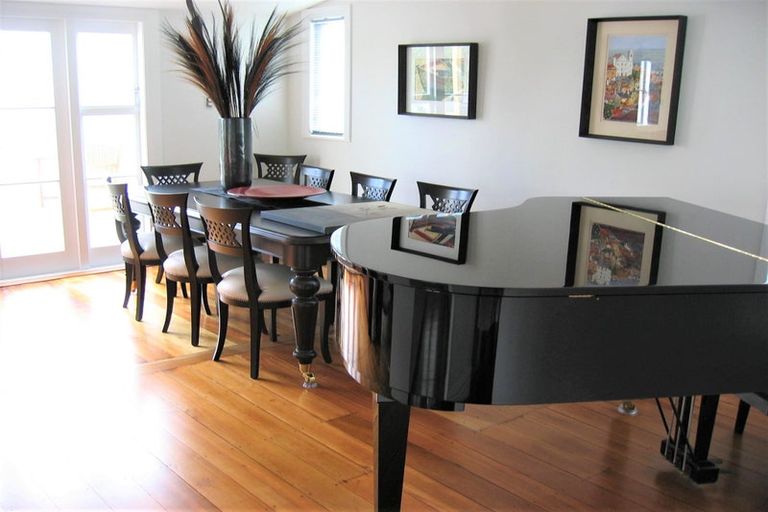 Photo of property in 64 Bridge Street, Rongotai, Wellington, 6022