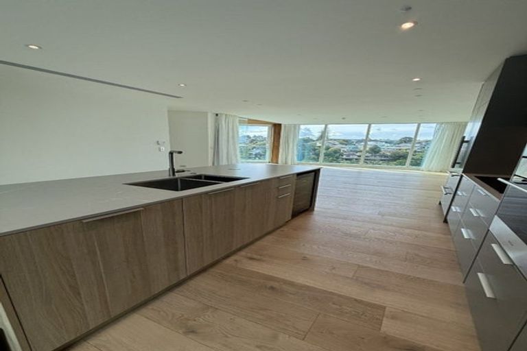 Photo of property in 601/20 Omana Road, Milford, Auckland, 0620