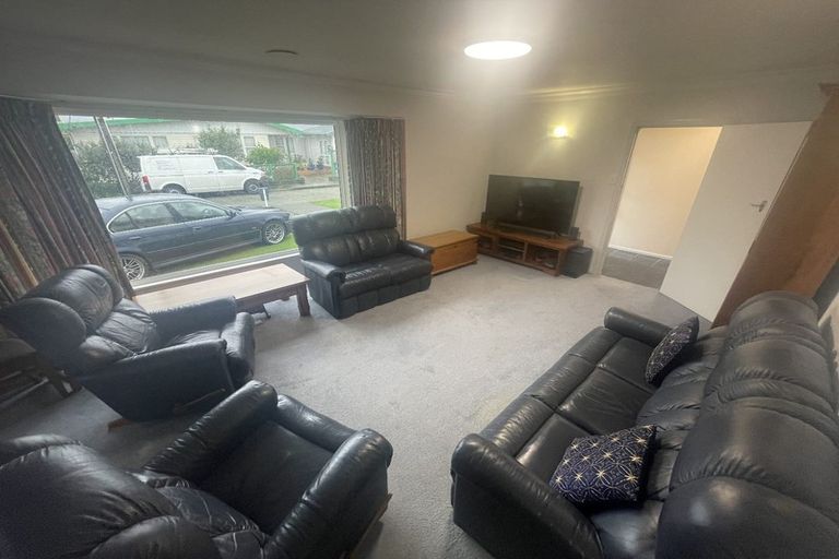 Photo of property in 1021 High Street, Avalon, Lower Hutt, 5011