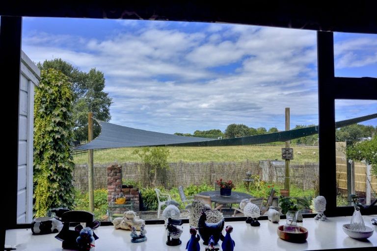 Photo of property in 72 Main Road, Makaraka, Gisborne, 4010