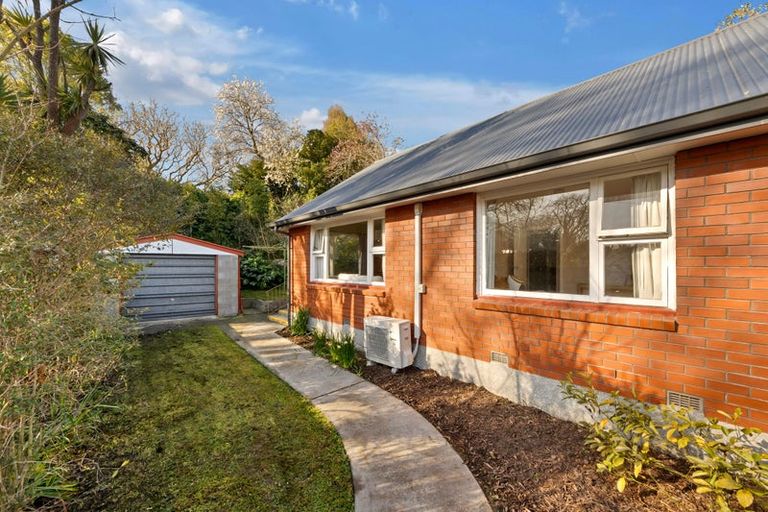 Photo of property in 31 Fifield Terrace, Waltham, Christchurch, 8023