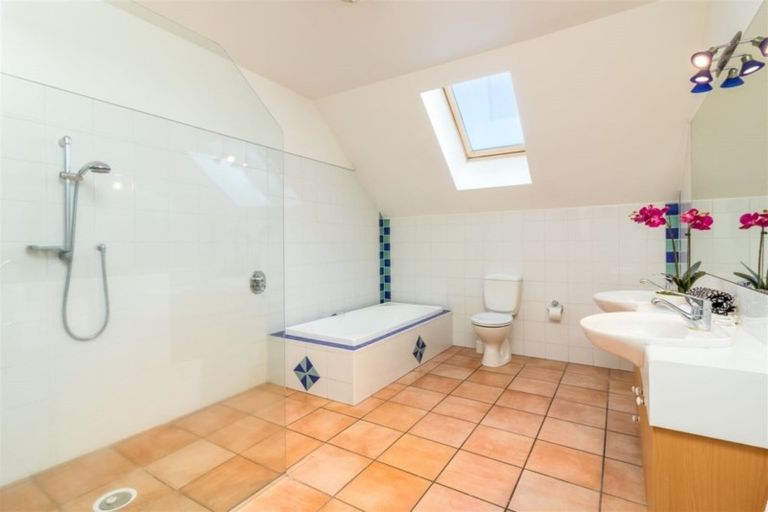 Photo of property in 23 Normans Road, Strowan, Christchurch, 8052