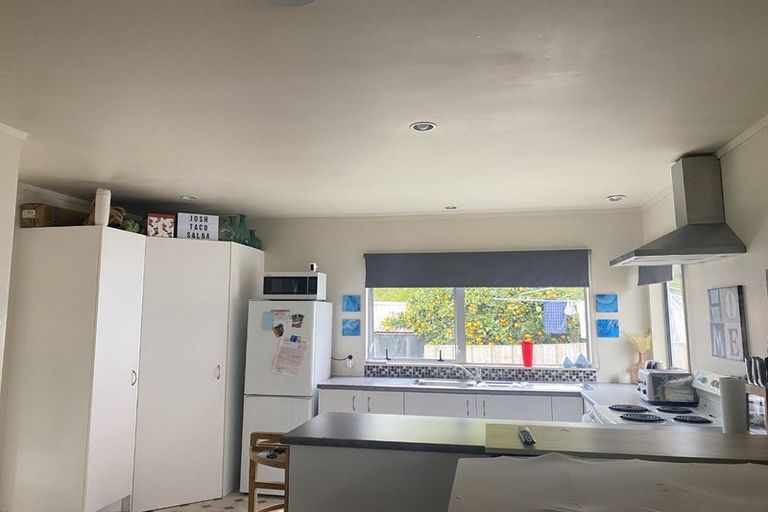 Photo of property in 43 Stapleford Crescent, Browns Bay, Auckland, 0630