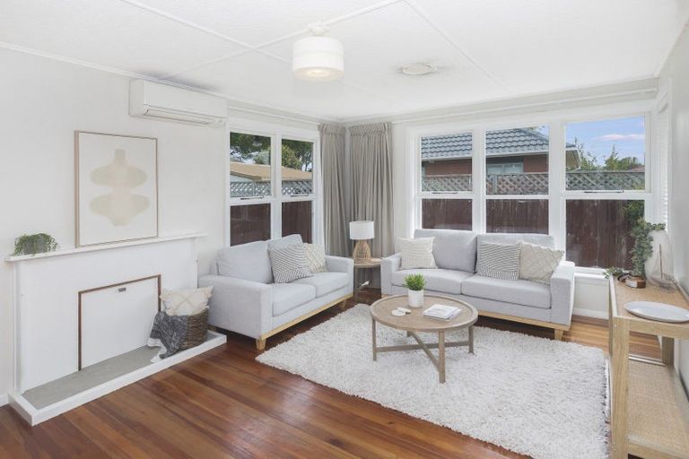 Photo of property in 142 Grahams Road, Burnside, Christchurch, 8053