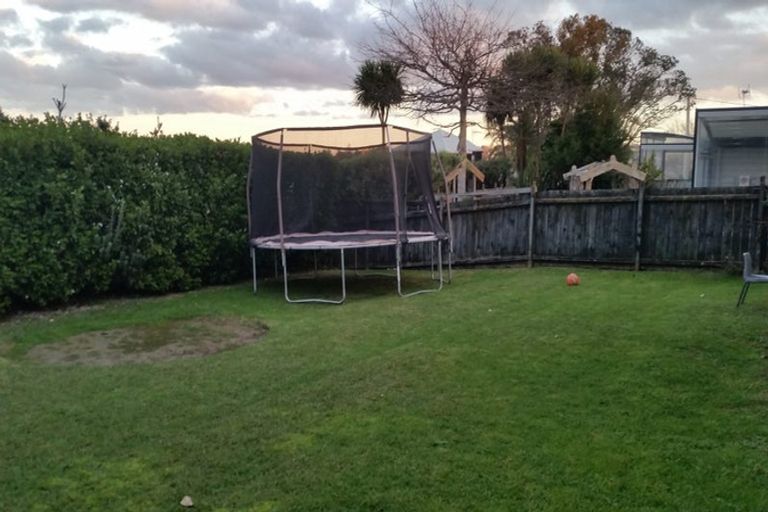 Photo of property in 143 Deep Creek Road, Torbay, Auckland, 0630