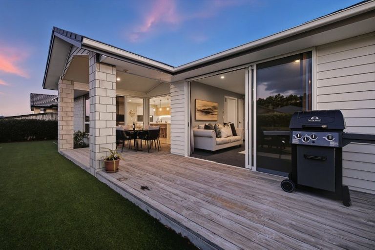 Photo of property in 46 Penetaka Heights, Pyes Pa, Tauranga, 3112