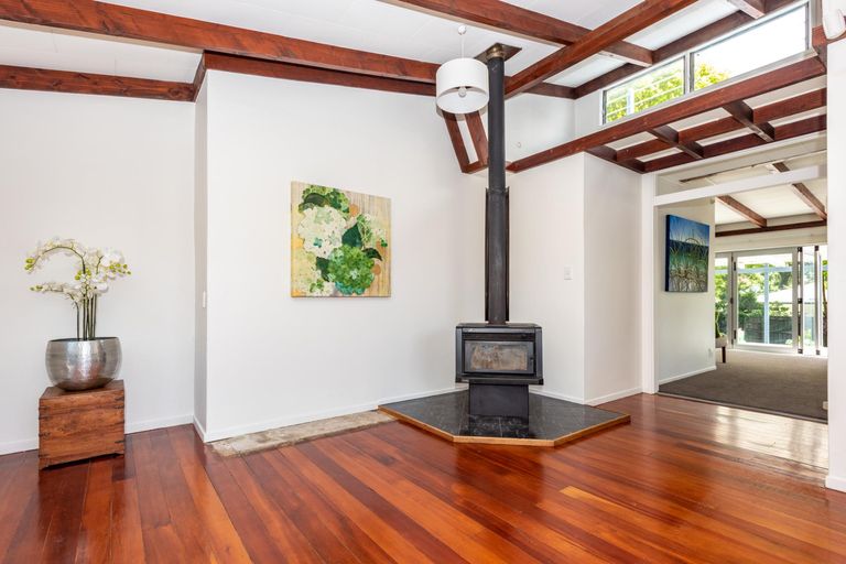 Photo of property in 8 Marian Drive, Inner Kaiti, Gisborne, 4010