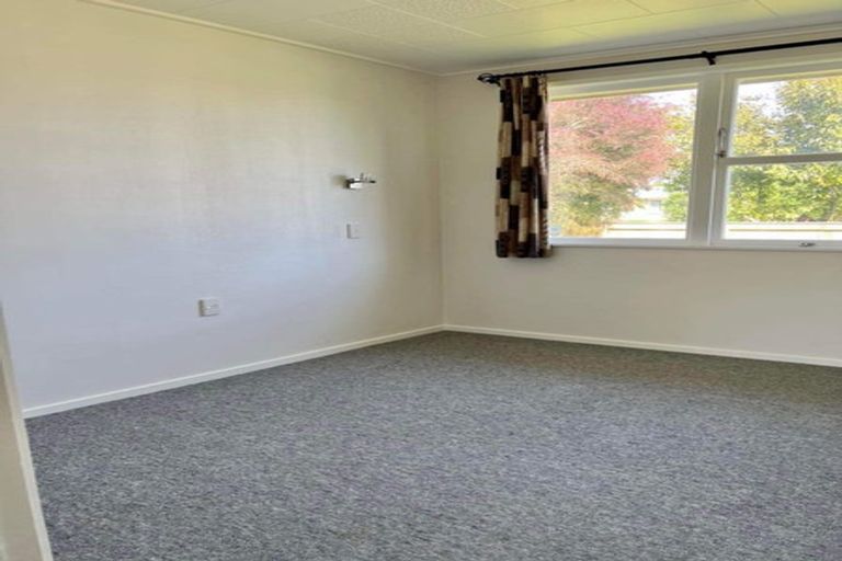 Photo of property in 2 Tasman Street, Havelock North, 4130