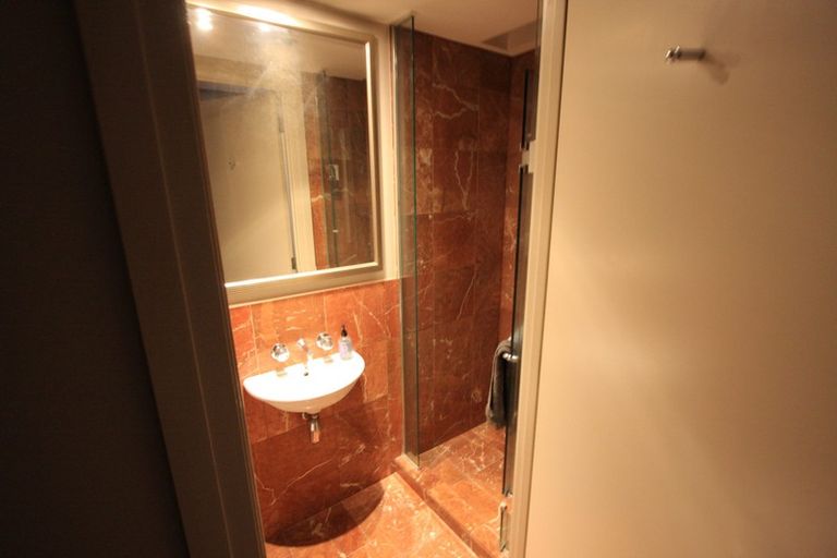 Photo of property in The Metropolis Apartments, 1408/1 Courthouse Lane, Auckland Central, Auckland, 1010