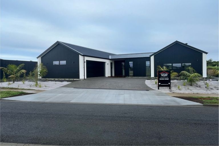 Photo of property in 13 Papawhero Drive, Bell Block, New Plymouth, 4312