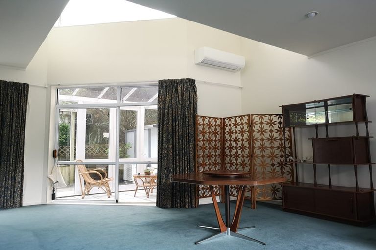 Photo of property in Fernhill Flats, 10/324 The Terrace, Te Aro, Wellington, 6011