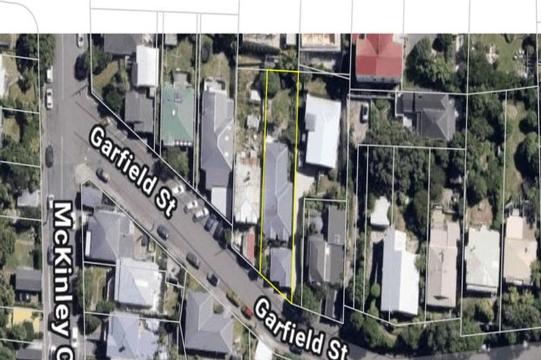 Photo of property in 24 Garfield Street, Brooklyn, Wellington, 6021