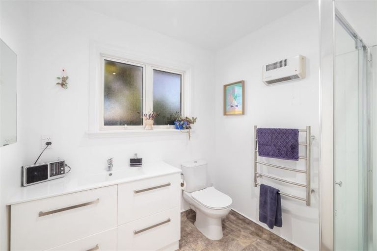 Photo of property in 80 Withells Road, Avonhead, Christchurch, 8042