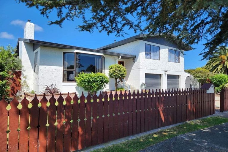 Photo of property in 19 Akepiro Place, Tawhero, Whanganui, 4501