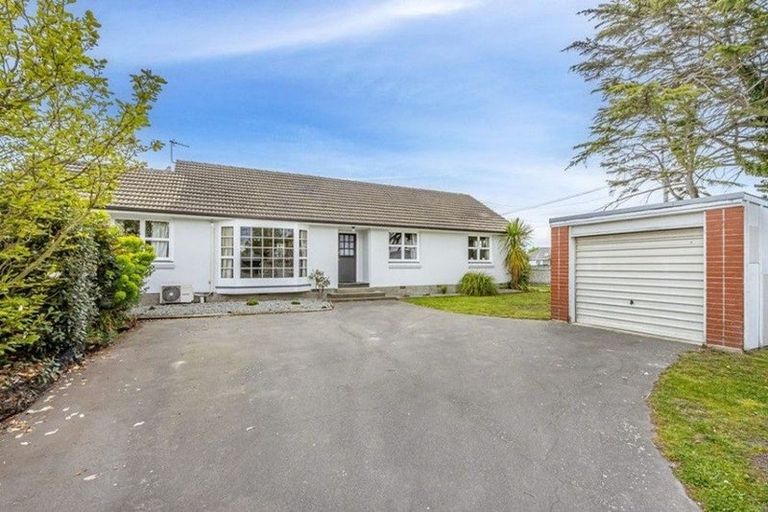 Photo of property in 348 Wairakei Road, Burnside, Christchurch, 8053