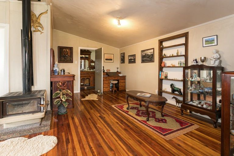 Photo of property in 11 Smith Street, Waipukurau, 4200