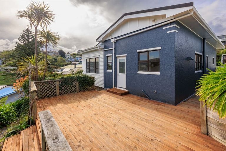 Photo of property in 104 Wexford Road, Miramar, Wellington, 6022