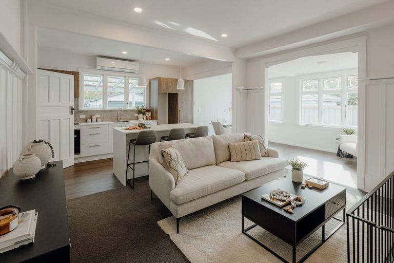 Photo of property in 66 Opawa Road, Waltham, Christchurch, 8023