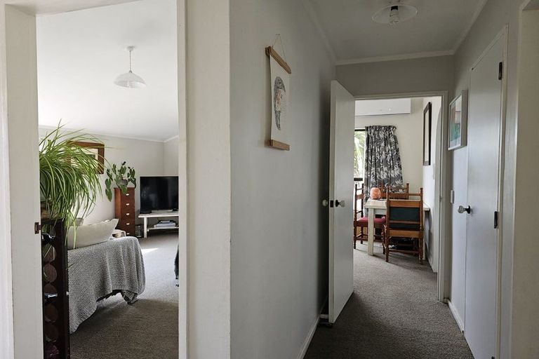 Photo of property in 5 Vella Street, Titahi Bay, Porirua, 5022