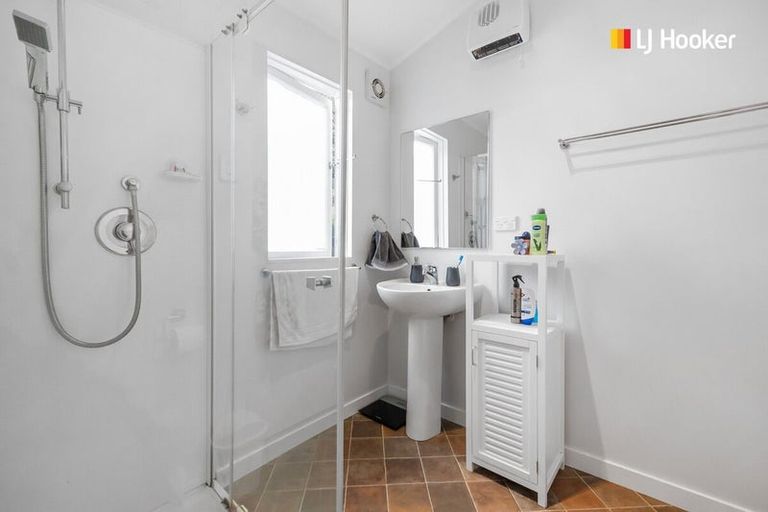 Photo of property in 11 Aitken Place, Mornington, Dunedin, 9011