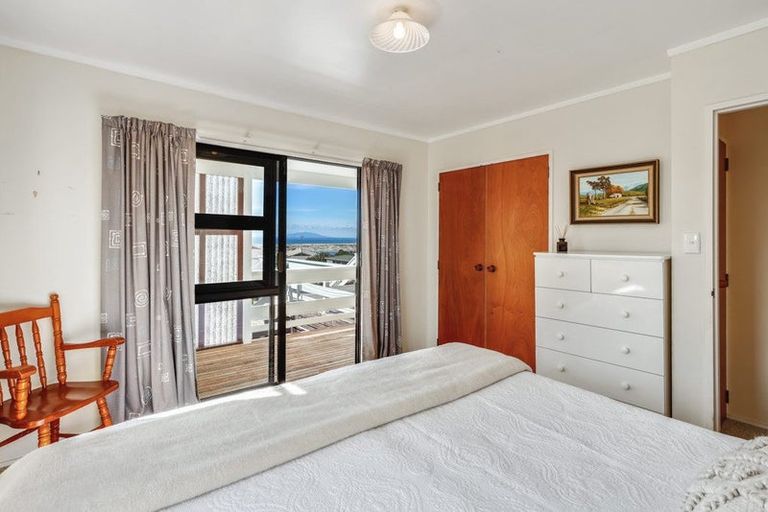 Photo of property in 18 Cullen Street, Mangawhai Heads, Mangawhai, 0505