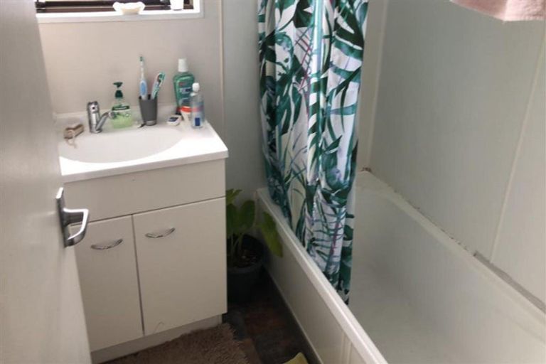 Photo of property in 7/81 Linton Street, West End, Palmerston North, 4410