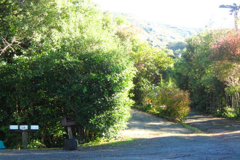 Photo of property in 20 Zephyr Terrace, Governors Bay, Lyttelton, 8971