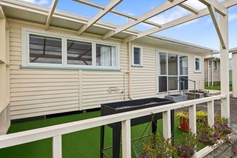 Photo of property in 73 Ranch Road, Mount Maunganui, 3116