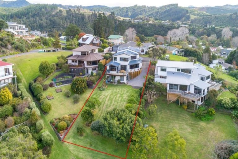 Photo of property in 144 Tirohanga Drive, Whangamata, 3620