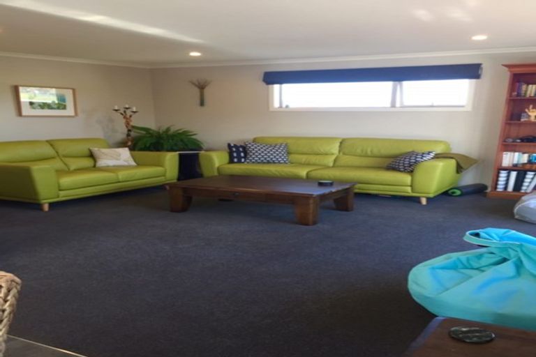 Photo of property in 9a Mcglashen Street, Motueka, 7120