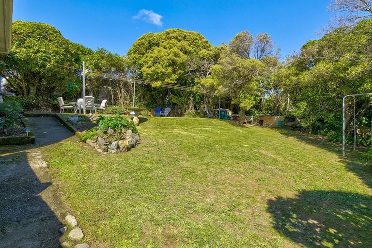 Photo of property in 12 Gear Terrace, Ranui, Porirua, 5024