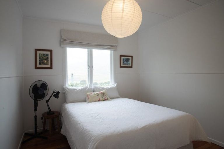 Photo of property in 4 Ocean Beach Road, Tairua, 3508